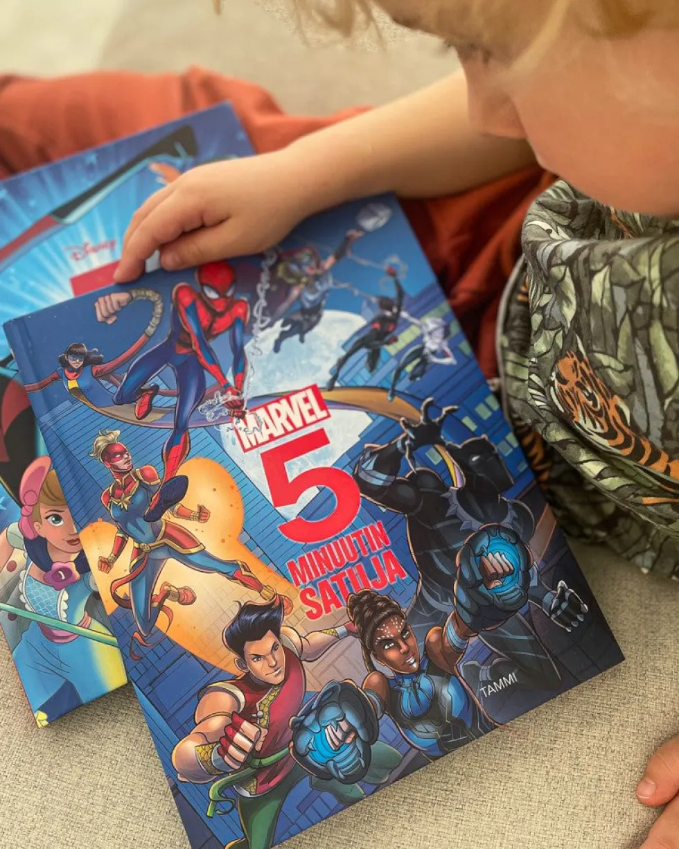 Marvel 5 minuutin satuja