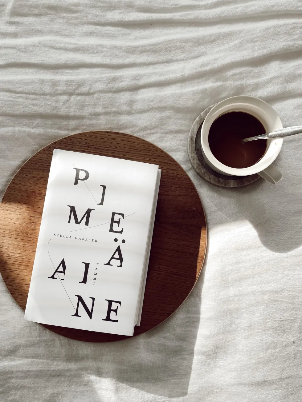 Pimeä aine