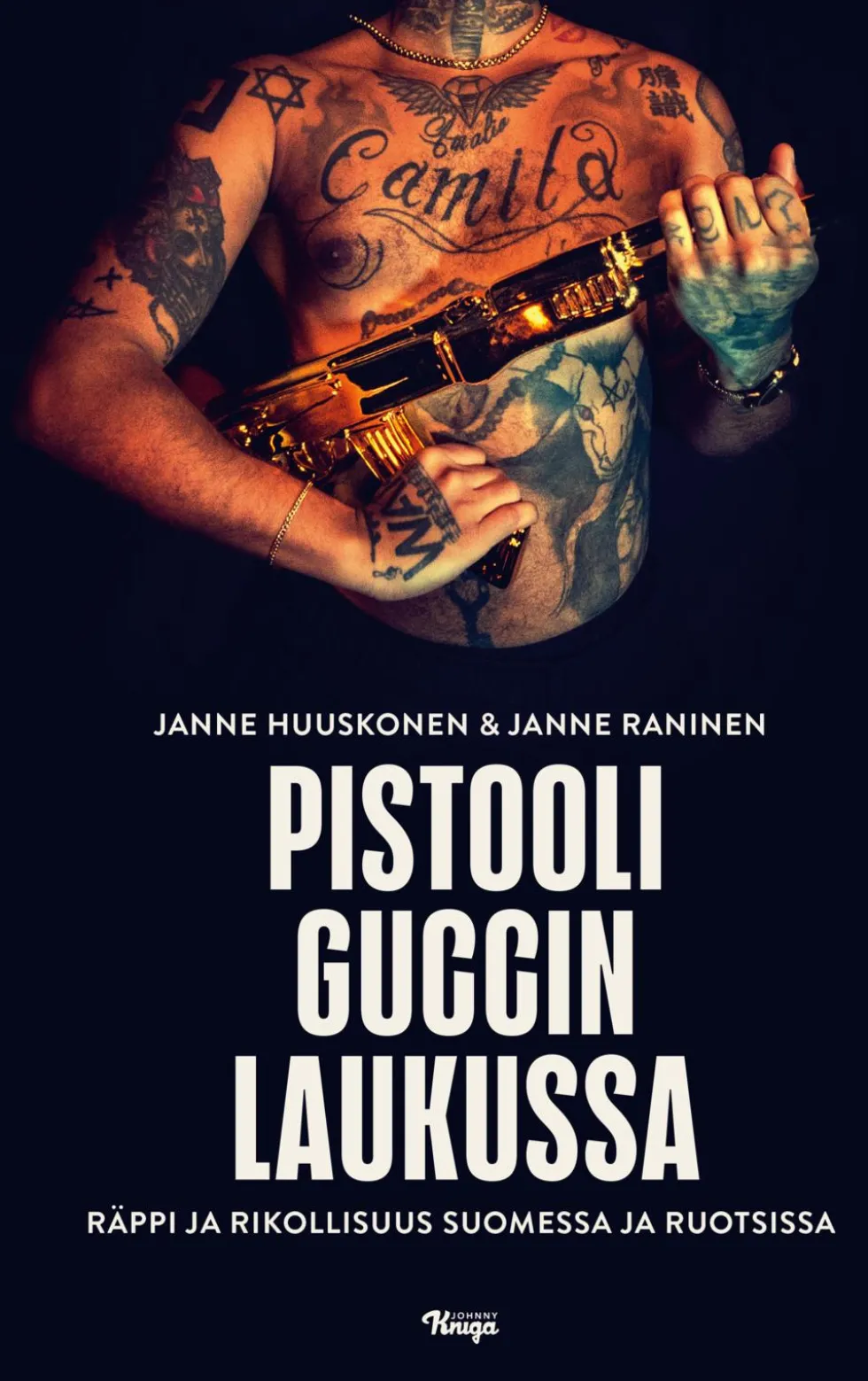 Pistooli Guccin laukussa