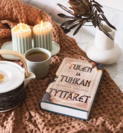 Tulen ja tuhkan tyttäret
